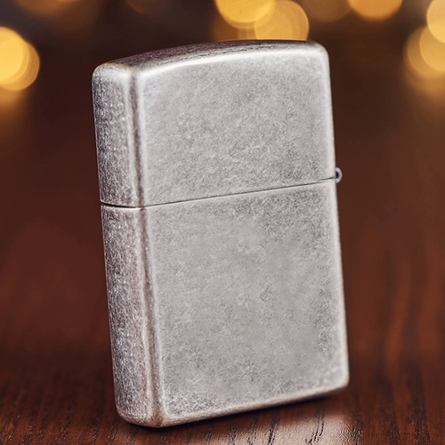 Рука дня отца, чтобы отправить папу подарки для поддержки настройки