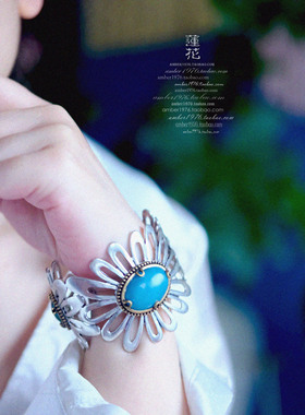 No.375 Lucky Brand 海报款 合金镀纯银复古宝石镶嵌复古雏菊手镯