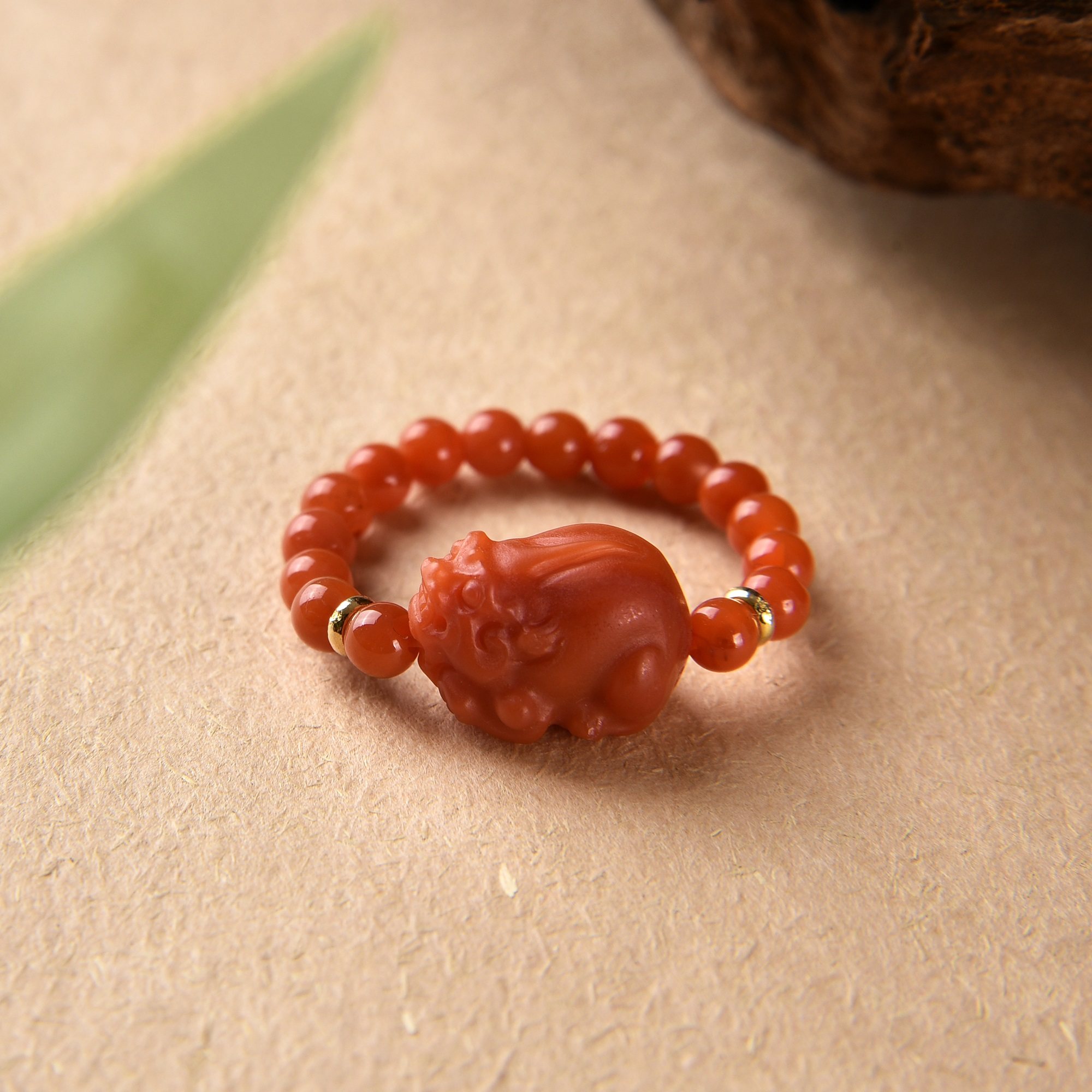 原创2025本命年天然南红貔貅戒指川料满肉红色招财戒指食指戒女,淘宝优惠券,粉丝福利购,淘宝优惠卷