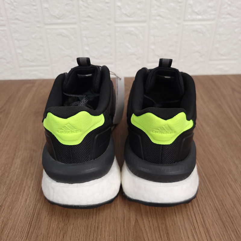 Adidas 阿迪达斯 BOOST 男女缓震舒适运动鞋跑步鞋 IG4777 IG3047 - 图1