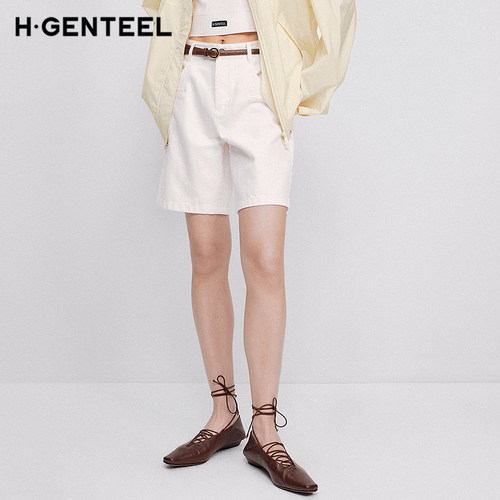 H·GENTEEL荷高2026夏新款棉中高腰萌趣挂件五分直筒牛仔裤短裤 - 图0