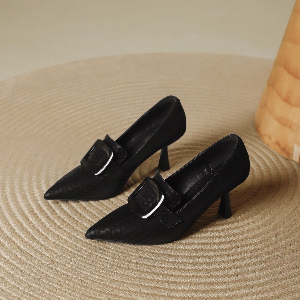 方扣深口单鞋子女2026年春季新款尖头细跟高跟鞋牛皮编织大码鞋子,淘宝优惠券,粉丝福利购,淘宝优惠卷