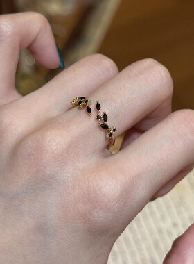 Cubic Nail Ring彩色锆石水钻蝴蝶结开口戒指