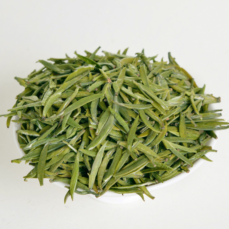 2024新茶现货 峨眉雪芽 高山绿茶睿心120g 马口铁盒明前雀舌礼盒 - 图1