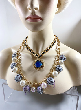 Uterque打标琉璃耳夹项链套装