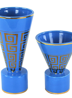 金色万字纹几何喇叭形陶瓷花器