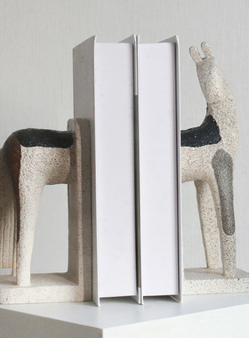 诧寂风抽象艺术马鹿书档书靠摆件