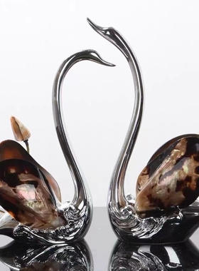 贝壳天鹅摆件现代简约客厅酒柜