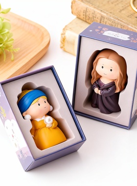 可爱人物树脂桌面摆件生日礼盒