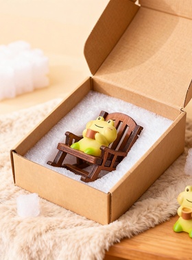 卡通青蛙树脂摇椅桌面摆件礼物