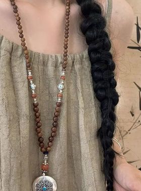 新中式银点红鸡翅木长款毛衣链女