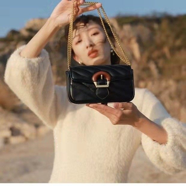 小香风绣线链条质感斜挎迷你小包包2023春季小众百搭单肩小方包女,淘宝优惠券,粉丝福利购,淘宝优惠卷