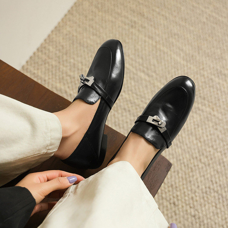 1.3cm真皮大底英伦风小皮鞋复古金属扣乐福鞋女小众单鞋高级感,淘宝优惠券,粉丝福利购,淘宝优惠卷