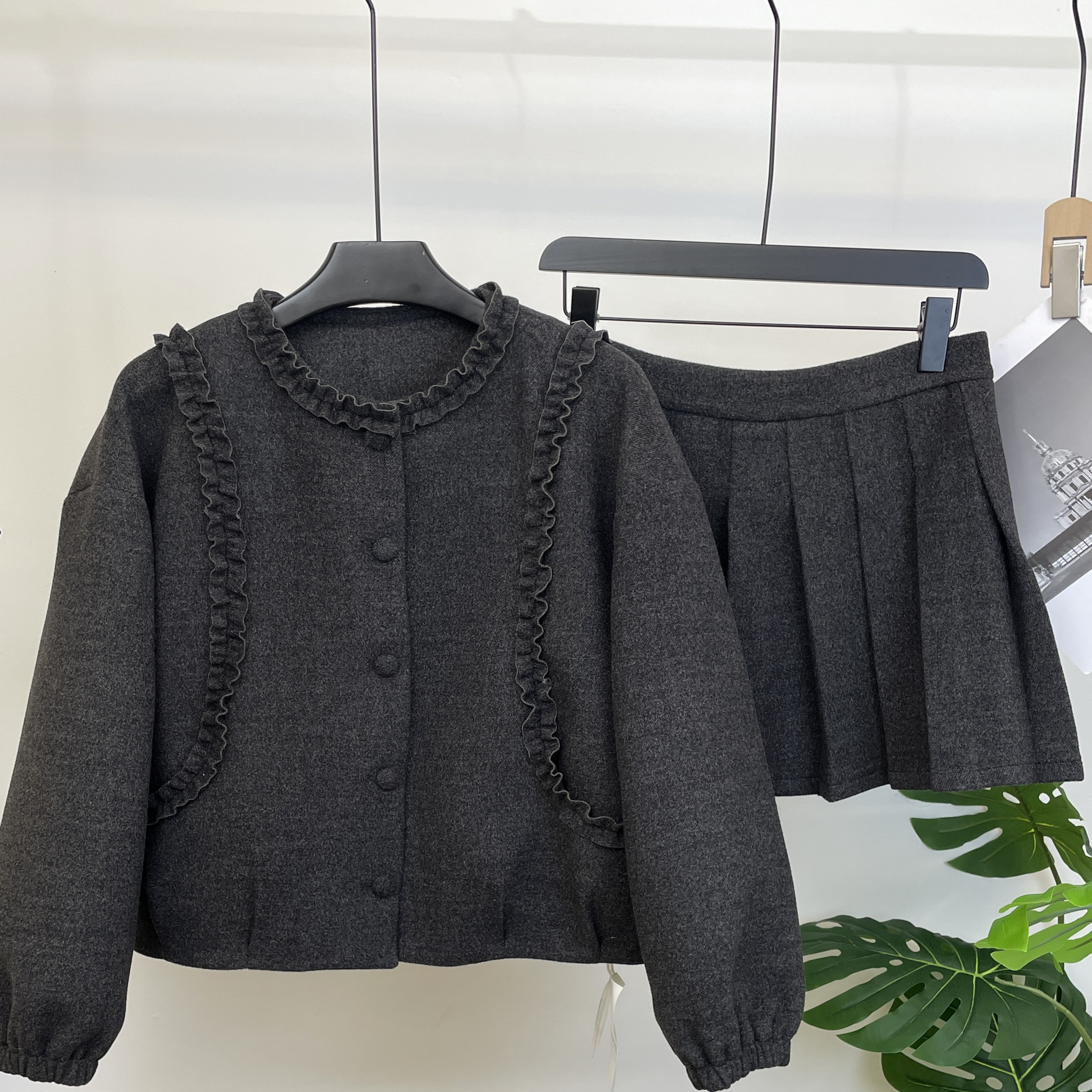 木耳边圆领毛呢百褶短裙套装女冬季减龄小个子时尚甜美韩系两件套,淘宝优惠券,粉丝福利购,淘宝优惠卷