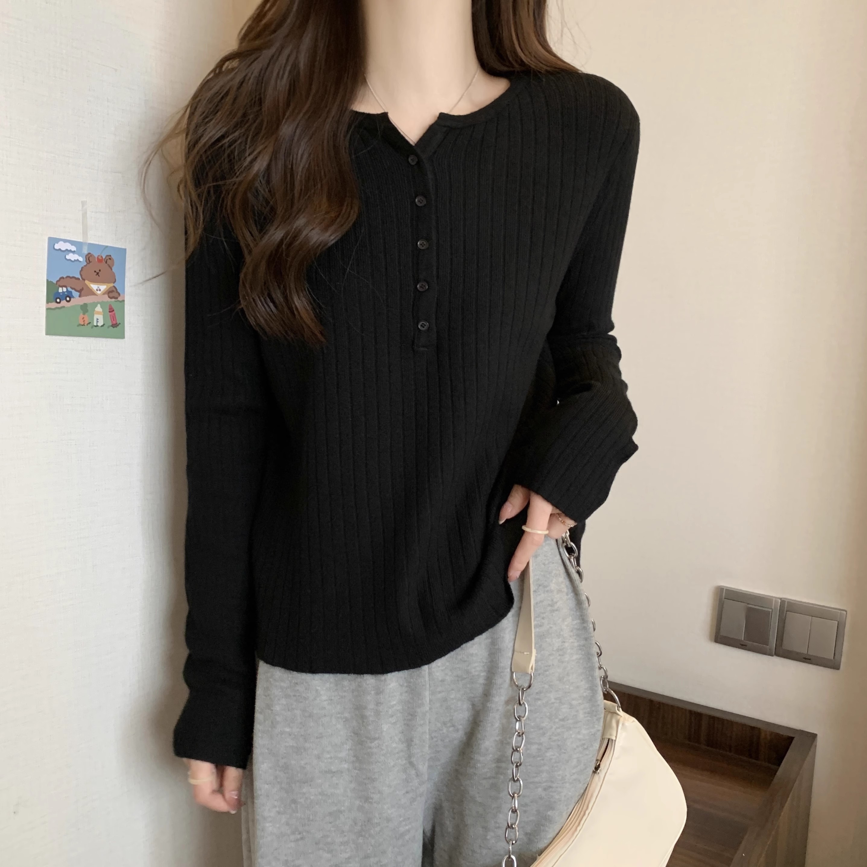 胖妹妹遮肚洋气长袖针织打底衫秋冬大码百搭外穿修身显瘦正肩上衣 - 图1