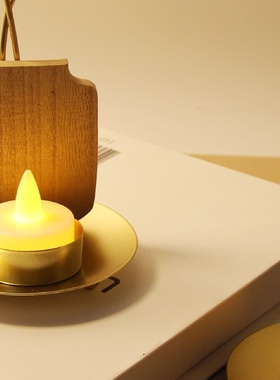 软装饰品铁木烛台摆件桌面装饰北欧家居复古金属工艺品LED小夜灯