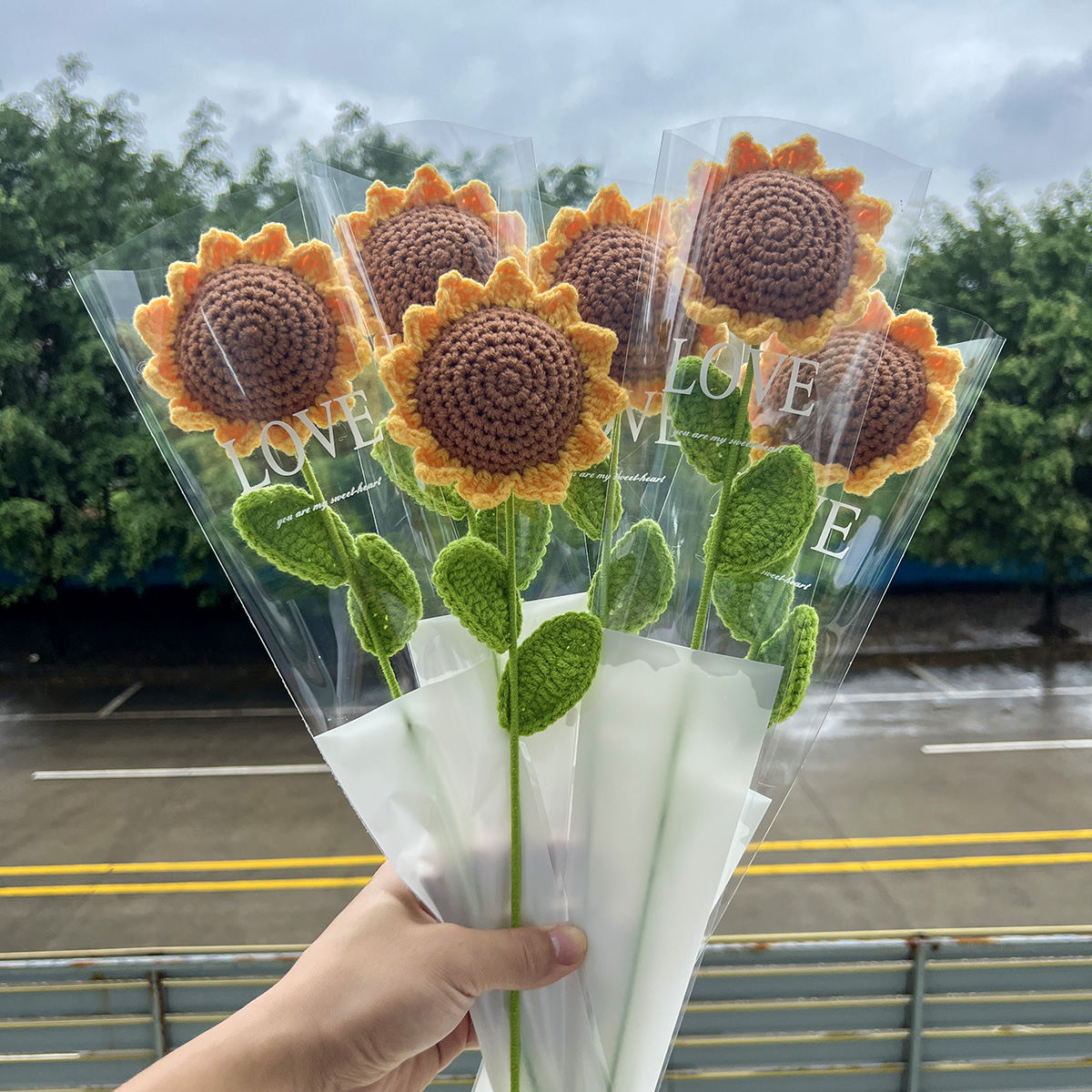 向日葵手工钩织毛线花摆地摊毕业教师节礼物成品编制钩针仿真花束 - 图0