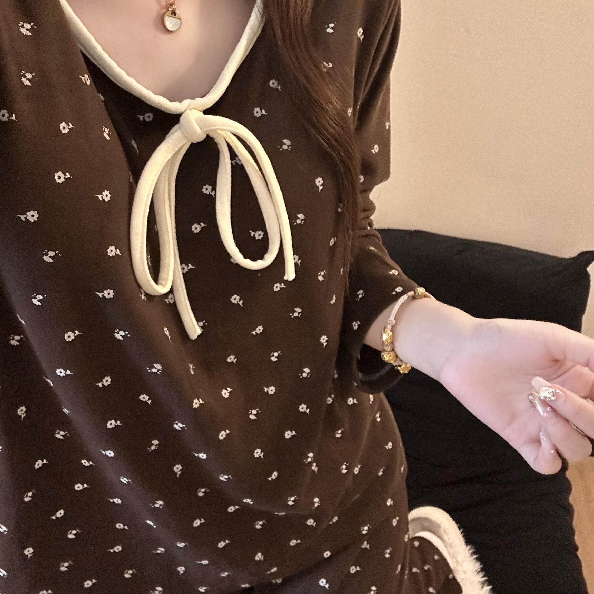 复古风碎花咖色德绒睡衣女秋冬季带胸垫可外穿保暖加厚家居服套装,淘宝优惠券,粉丝福利购,淘宝优惠卷