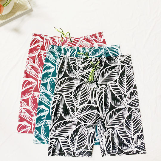 男士沙滩裤夏季宽松大码裤韩版休闲海边花短裤情侣泳衣泳裤大平角