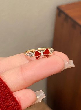 新年红色蝴蝶结开口戒指女小众设计2026新款爆款轻奢高级感食指环