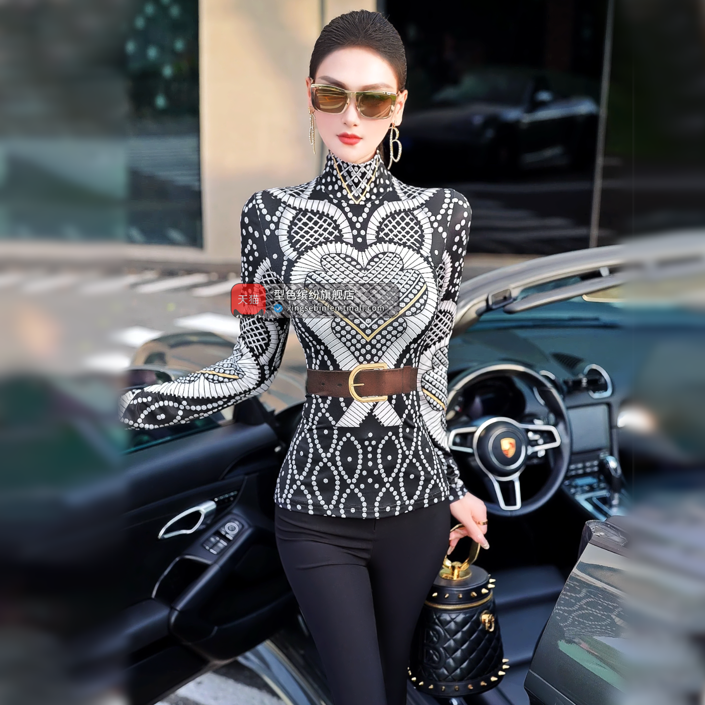 型色缤纷秋季女装欧美印花性感上衣2025新款半高领修身内搭T恤,淘宝优惠券,粉丝福利购,淘宝优惠卷