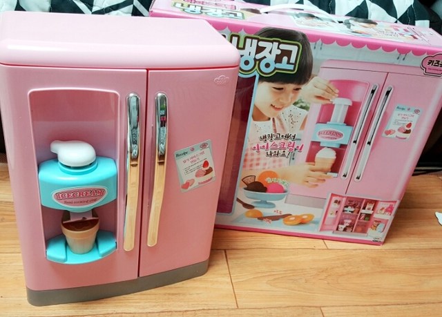 ice cream making toy