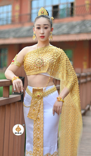 傣王妃服饰傣族泰国泼水节服女修身简约告庄拍照旅拍红色白色定制 - 图2