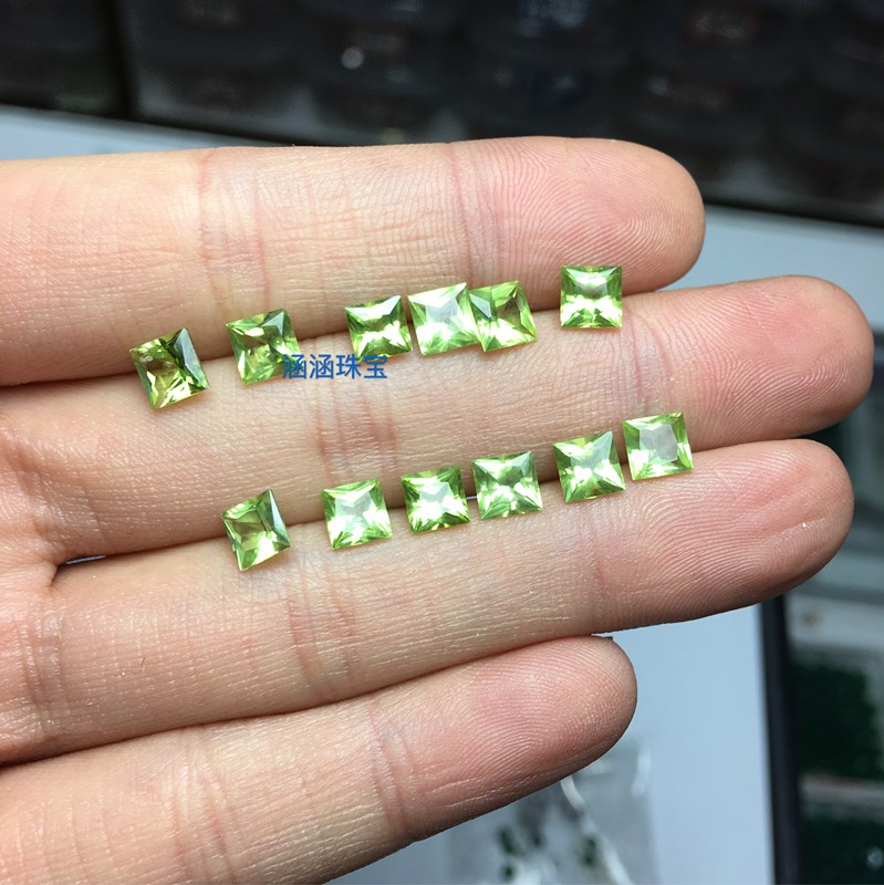 天然橄榄石裸石戒面方形3*3 3.5 4*4 5*5 6*6 7*7可镶戒指 吊坠 - 图3