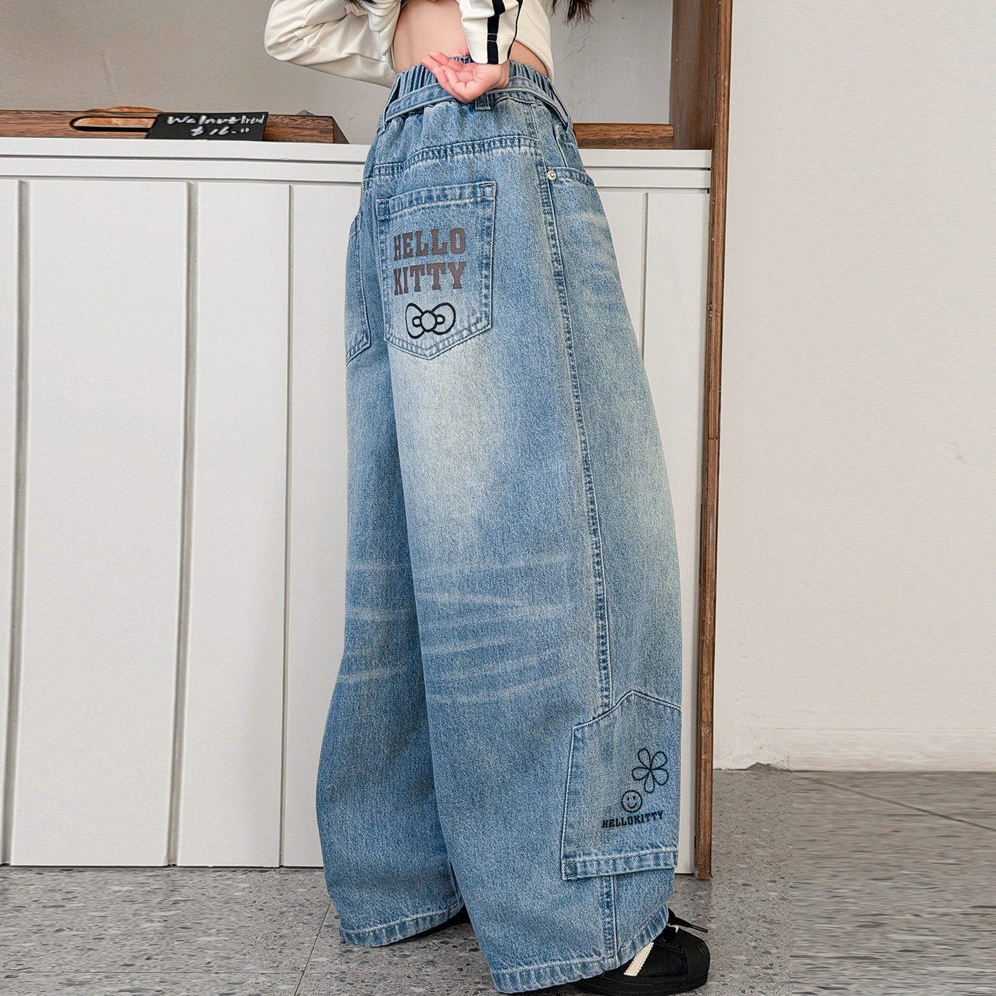 女童街头风牛仔裤2026春秋新款女大童卡通印花裤子儿童时尚阔腿裤,淘宝优惠券,粉丝福利购,淘宝优惠卷