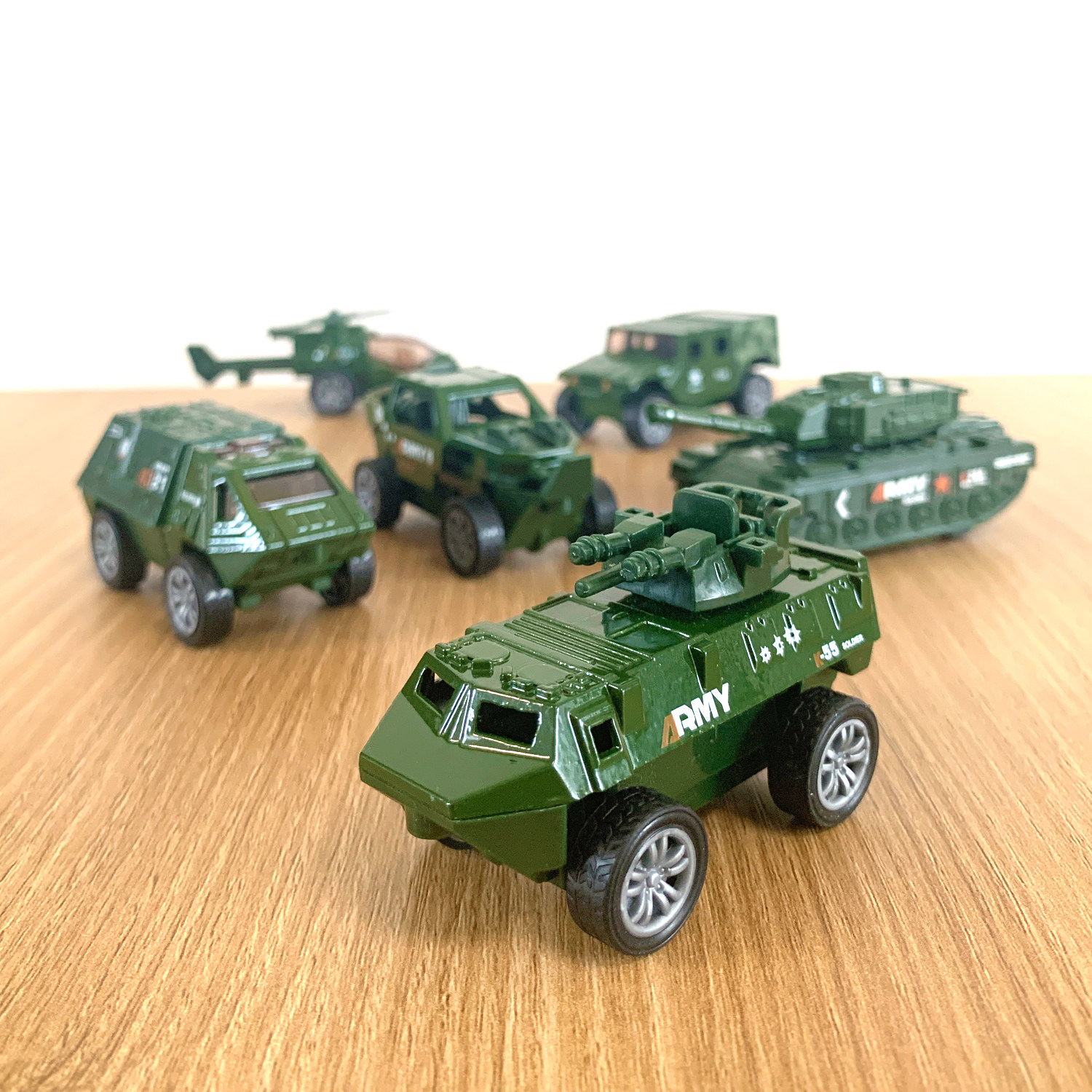 仿真迷你回力合金军事战车坦克装甲车吉普车模型儿童玩具礼物,淘宝优惠券,粉丝福利购,淘宝优惠卷
