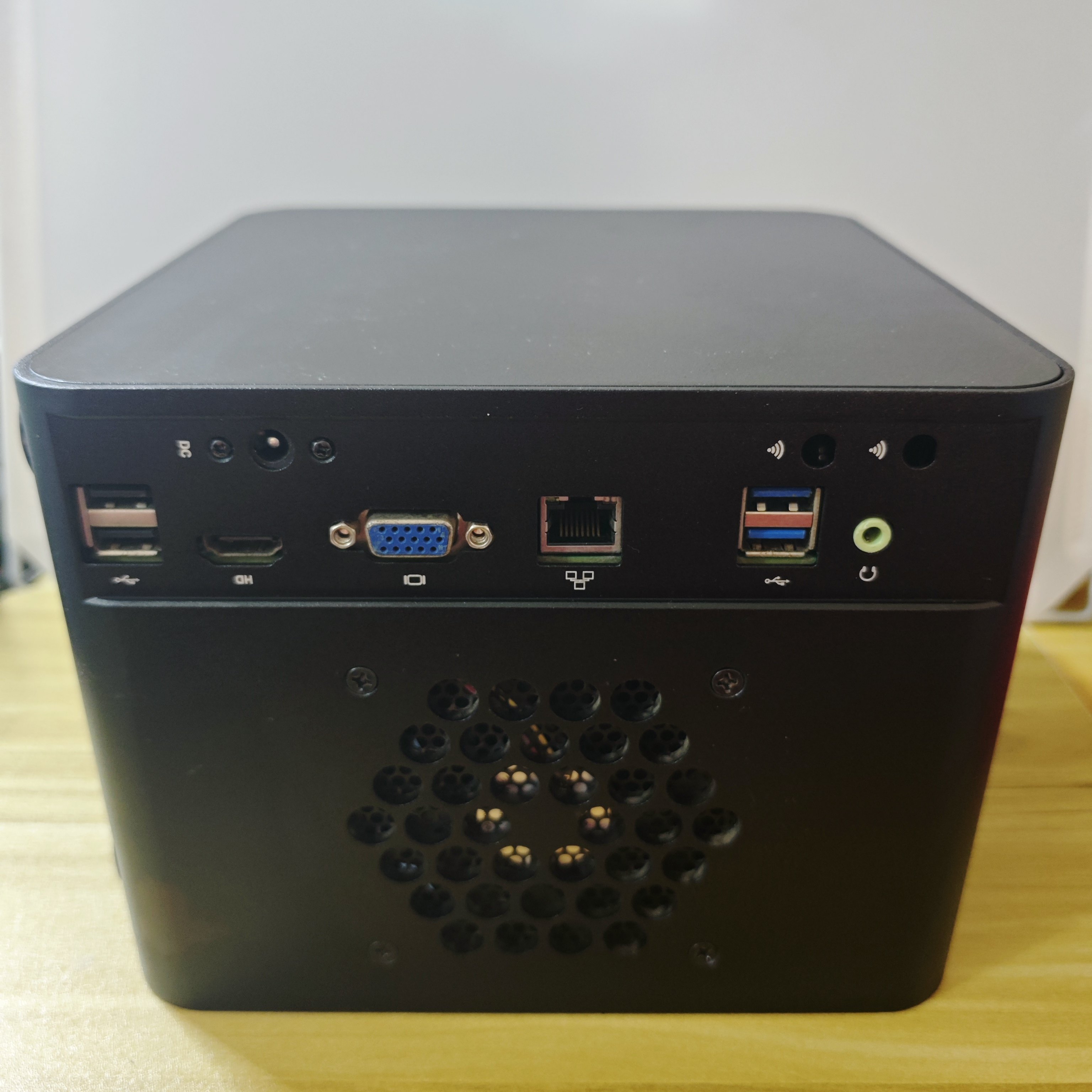 蜗牛星际3盘位J1900四核NAS群晖储存器 企业云盘win7准系统主机,淘宝优惠券,粉丝福利购,淘宝优惠卷