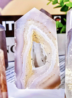 天然玛瑙晶洞 火苗摆件 水晶柱打磨玛瑙原石矿石单尖四棱柱家居消
