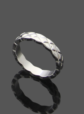 钛钢首饰 新款mini格纹光面戒指 情侣窄版菱格纹无钻戒指