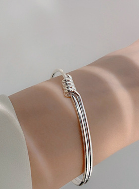 简约线条扭绳手镯 韩国东大门个性气质创意打结缠绕手镯