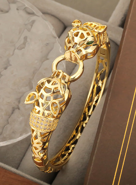 欧美亚马逊爆款饰品手镯不掉色高级感女铜微镶手镯豹头镂空蛇形
