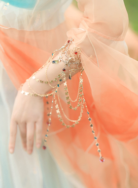 傅小菲女铸铜高保色水晶