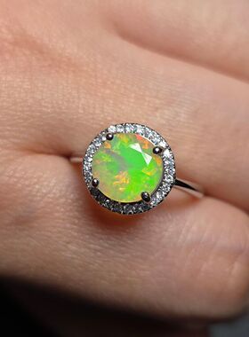 天然欧泊戒指刻面欧泊春天萌芽的颜色绿火+橘色直径8mm925银活口