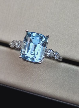天然海蓝宝戒指重量2.94克拉长方形全净无暇欧式切割925银