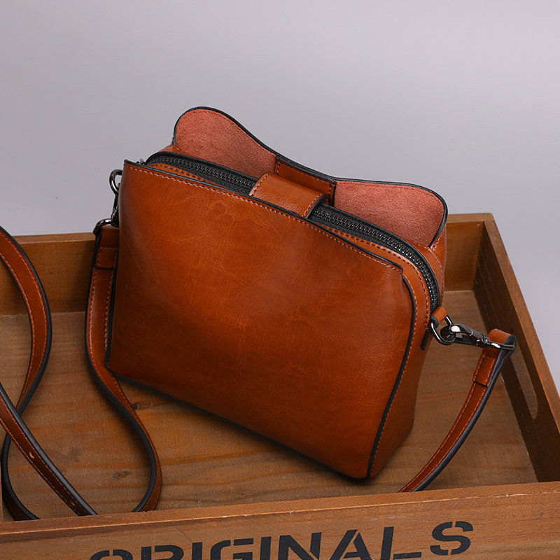 蓝舞牛皮2020秋冬新款单肩小包包 蓝舞女士包袋