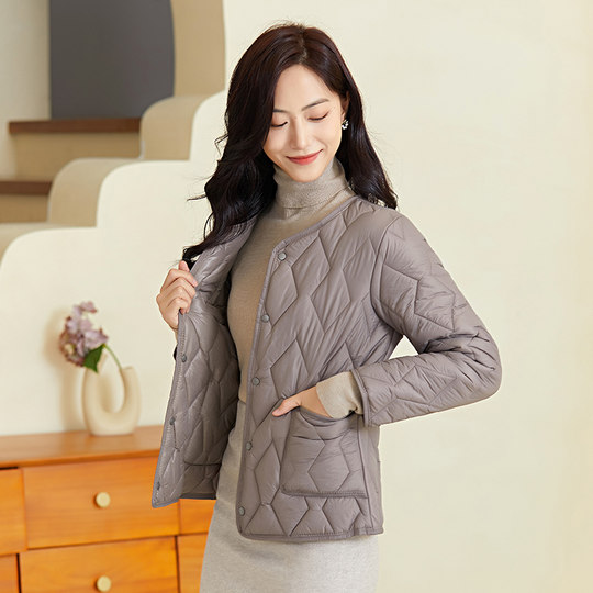 Chaqueta corta acolchada de algodón, plumón de algodón fino, cálido y transpirable.