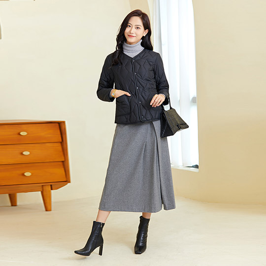 Chaqueta corta acolchada de algodón, plumón de algodón fino, cálido y transpirable.