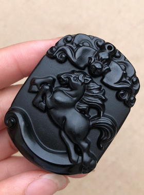 天然黑曜石蝉联登峰钥匙生肖马