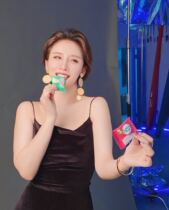 (Big Head Sister Wang Meng) Mezi Head Sister Wang Meng