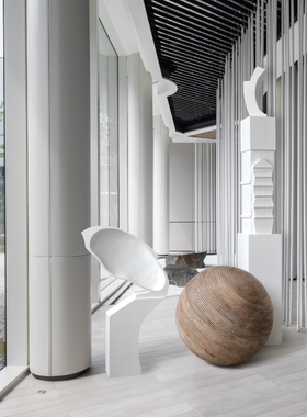 境泉实木售楼处大厅雕塑艺术品