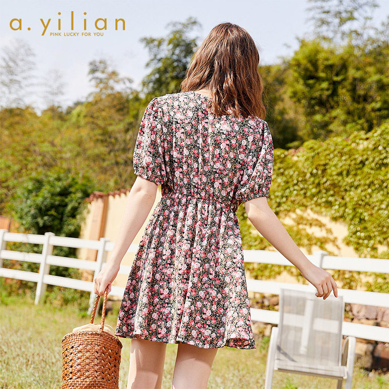  ayilian连衣裙