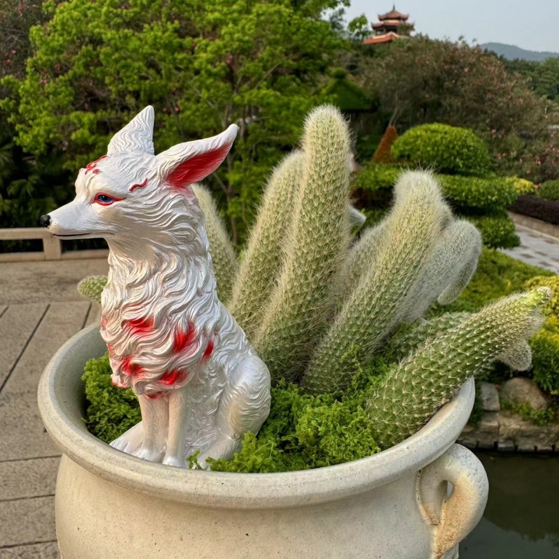 九尾狐狸多肉花盆景装饰摆件户外微景观猴尾柱造景国风招财小狐狸 - 图1