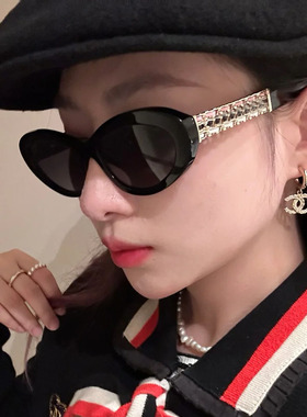 2025双C小香风链条字母太阳镜