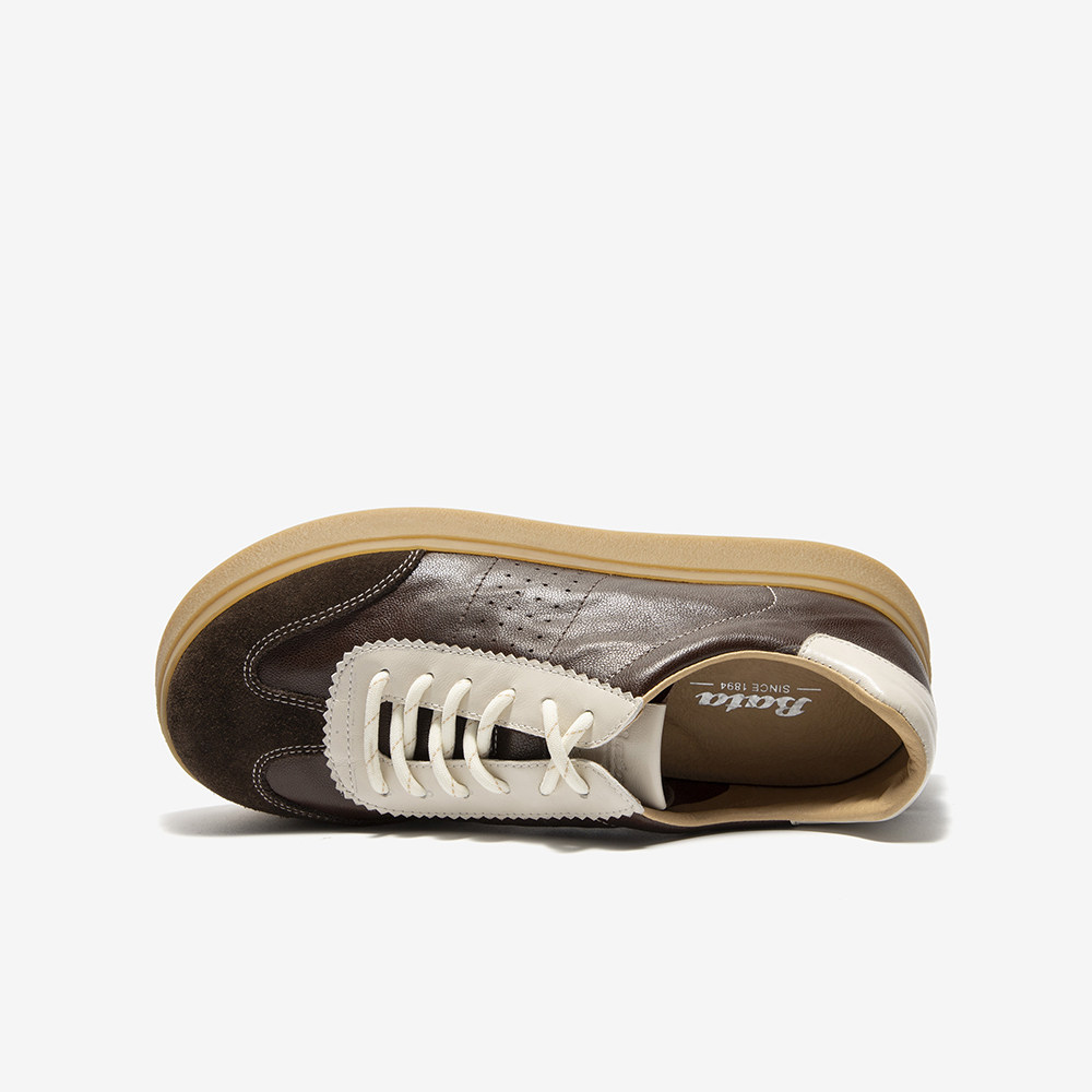 Bata羊皮书德训鞋2026春商场新款百搭休闲鞋运动厚底板鞋UZL01AM6,淘宝优惠券,粉丝福利购,淘宝优惠卷