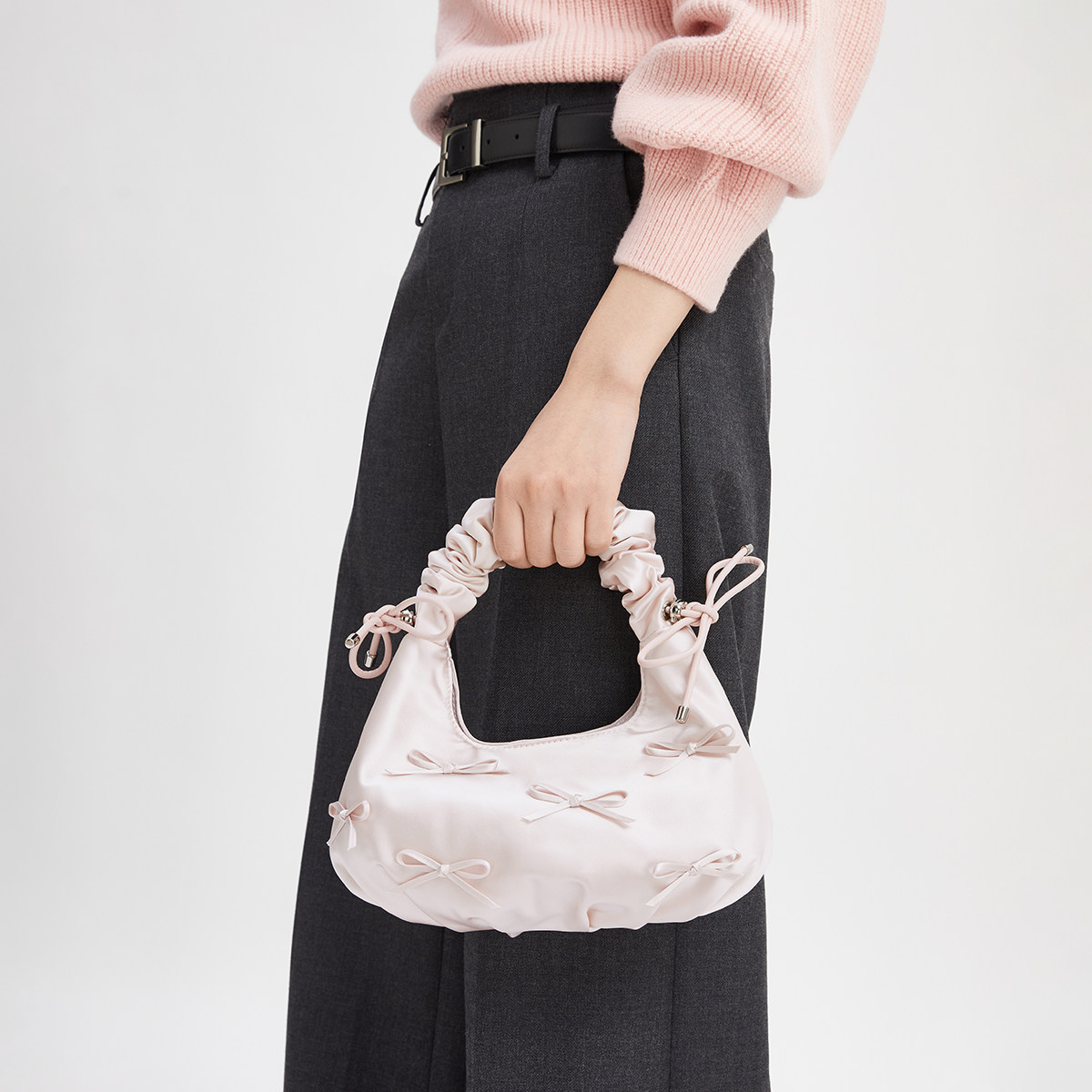 CHARLES&KEITH秋冬女包CK2-40151496粉色立体蝴蝶结褶皱小方包女,淘宝优惠券,粉丝福利购,淘宝优惠卷