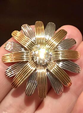 定制 孤品 18k白金加黄金 加77分钻石 向日葵  太阳花 吊坠